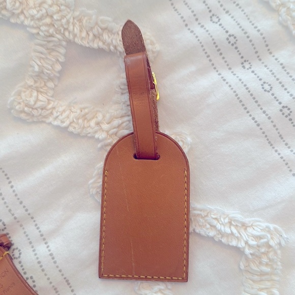 Authentic Louis Vuitton Large Luggage Tag & Poignet Set - Picture 2 of 5